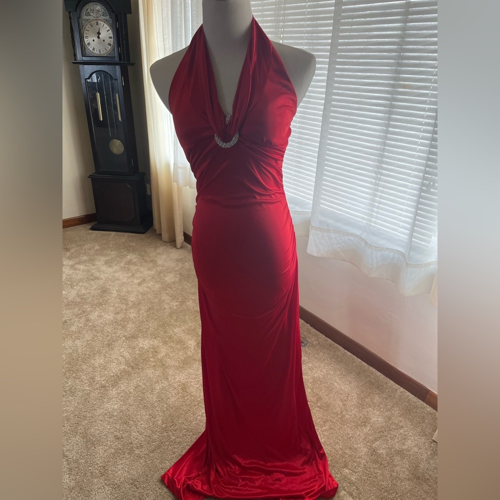 Brand new red form fitting formal / prom dress size small